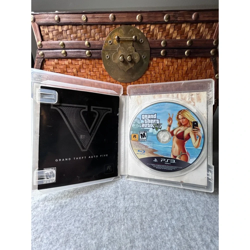 Grand Theft Auto V GTA 5 Sony PlayStation 3 PS3 Game with Manual - Tested